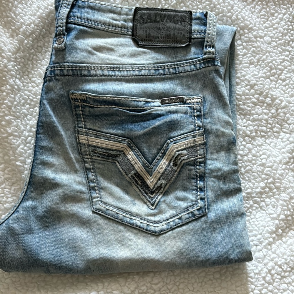 Men’s Salvage distressed jeans